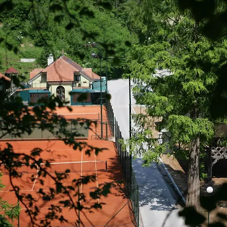 Bed & Breakfast Park 3*