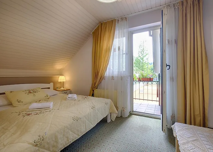 Park Bed & Breakfast 3*